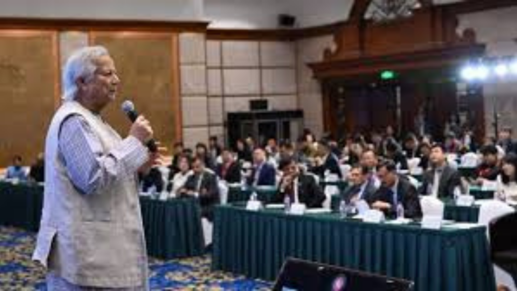 চীনা বিনিয়োগকারীদের দেশে কারখানা স্থানান্তরের আহ্বান ড. ইউনূসের