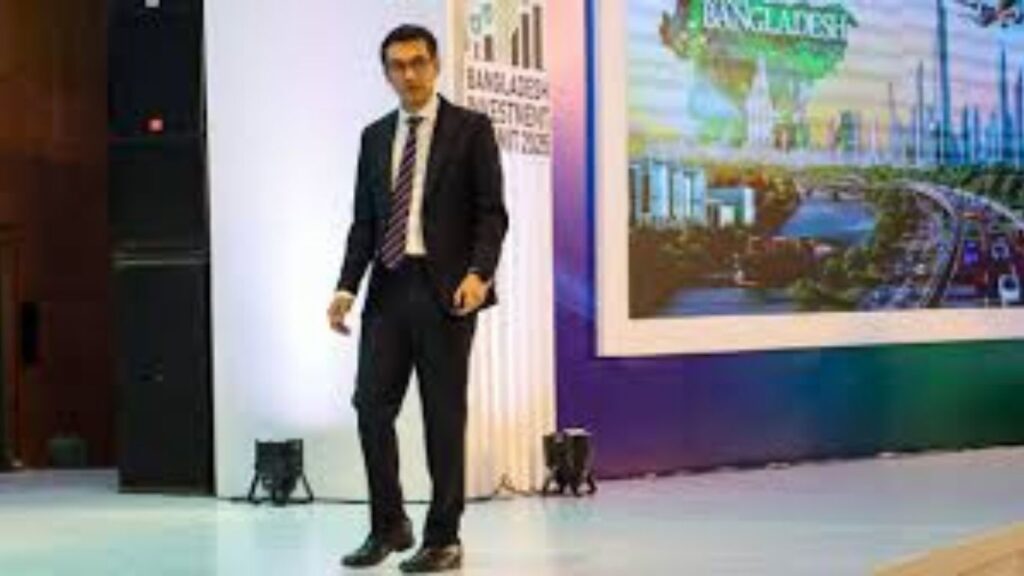 আশিক চৌধুরী ‘আসল নায়ক’: প্রশংসায় ভাসছে পুরো দেশ