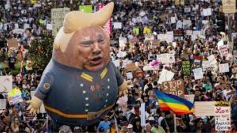 ট্রাম্পবিরোধী বিক্ষোভে উত্তাল যুক্তরাষ্ট্র, ওয়াশিংটনসহ বিভিন্ন শহরে প্রতিবাদ