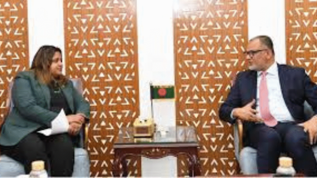 বাণিজ্য উপদেষ্টার সঙ্গে মালদ্বীপের হাইকমিশনারের বৈঠক